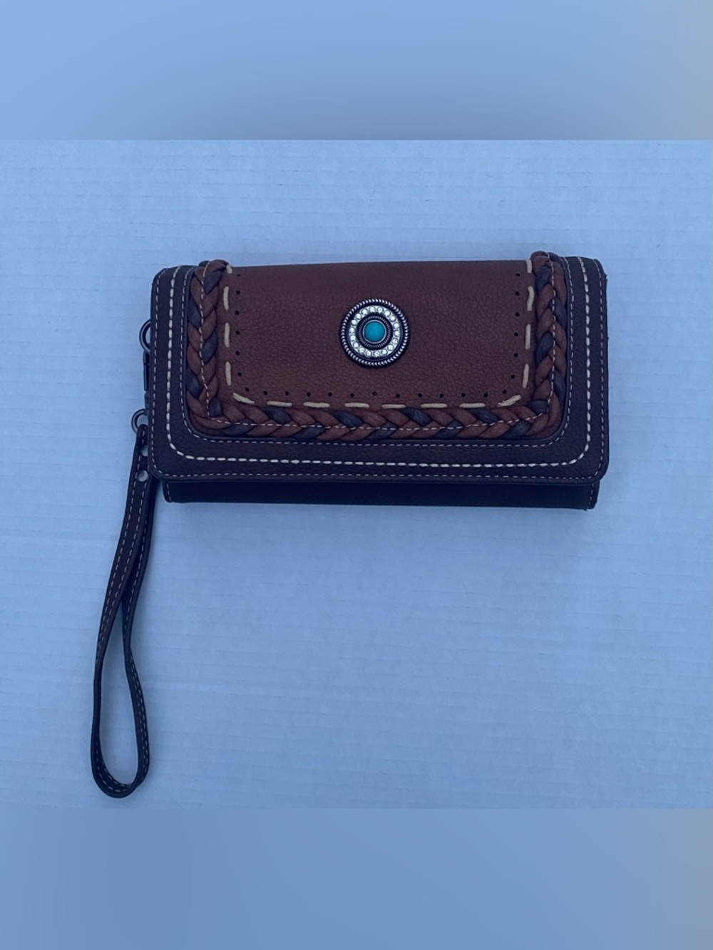 Montana West Brown Wristlet Wallet - NEW WITHOUT TAGS 🩵✨